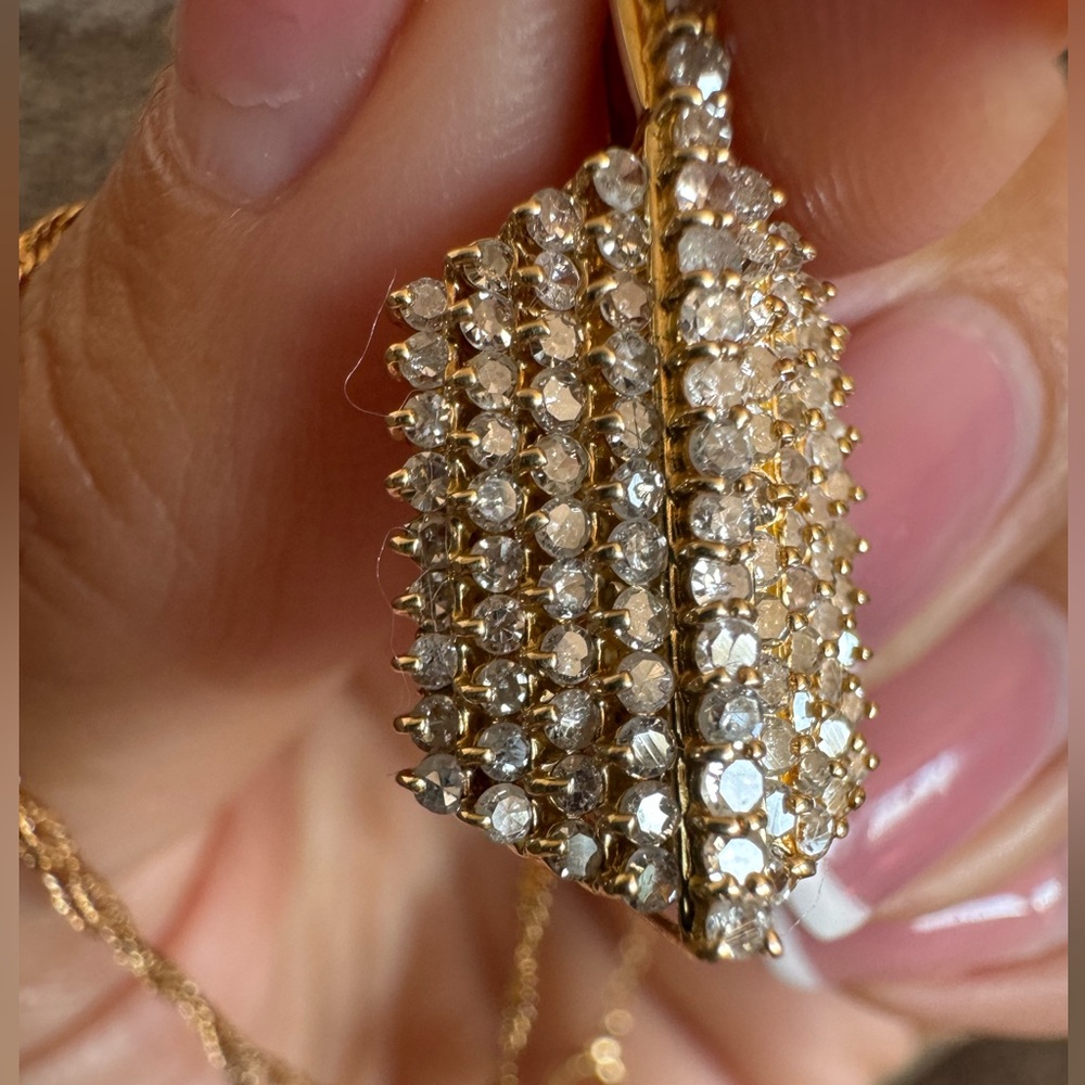 Dazzling Natural 1 Ct Diamond on 18k gold necklace